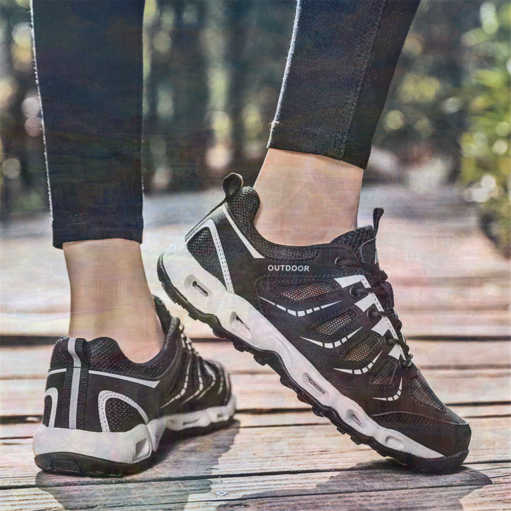 Sumer Round Tip Silver Sneaker - đánh giá và giá Tech Trend Accessories