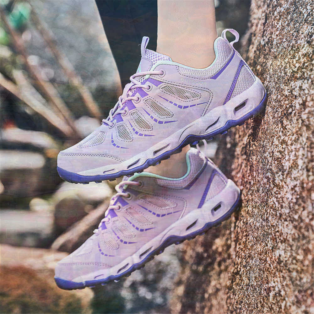 Sumer Round Tip Silver Sneaker - đánh giá và giá Tech Trend Accessories